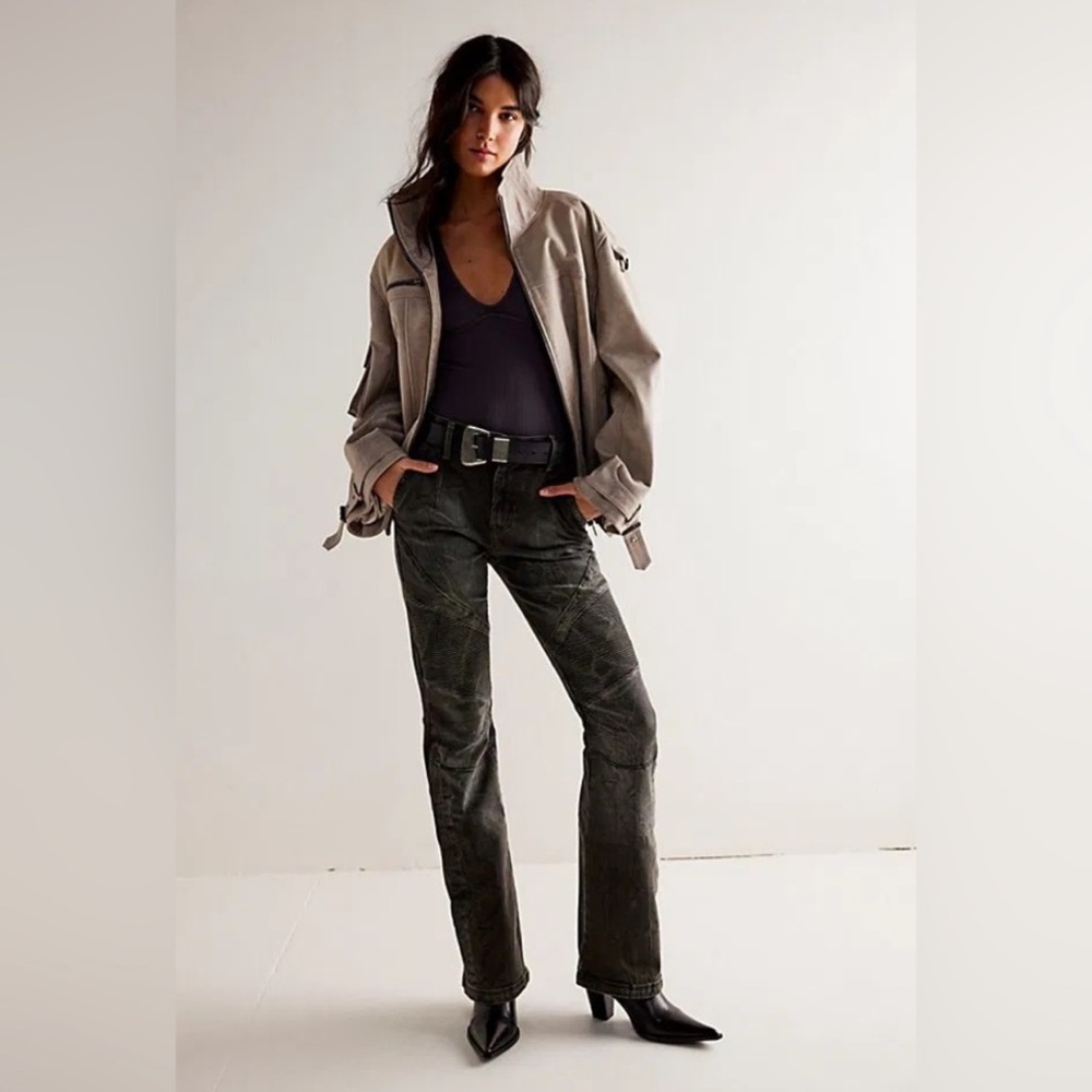 Free people vector Moto mid rise flare